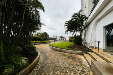 Apartamento à venda com 3 quartos, sendo 1 suíte, em Morumbi, São Paulo, SP