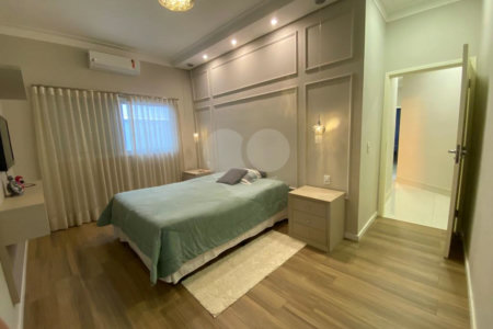 Casa à venda com 3 suítes no condomínio Reserva Real, Paulínia - SP