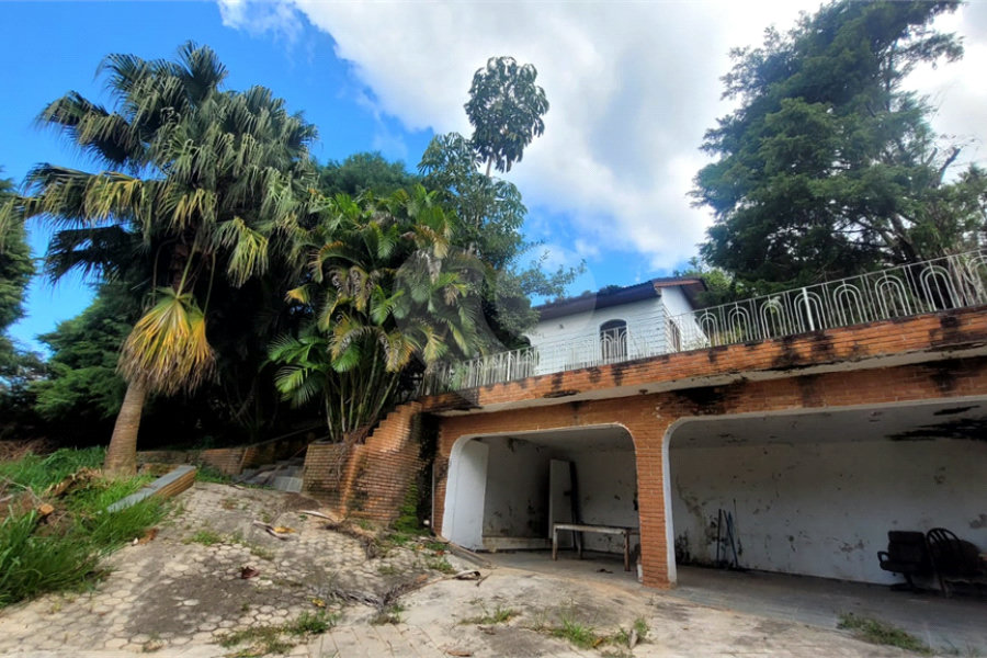 Casa à venda com 4 suítes no condomínio Alpes da Cantareira, Mairiporã - SP