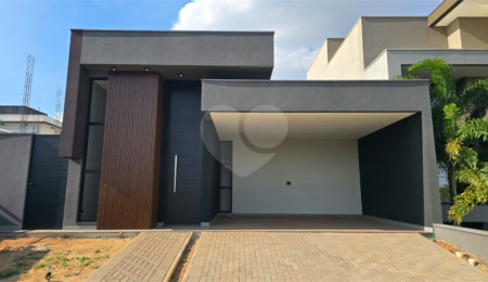 Casa à venda com 3 suítes no condomínio Village Damha III, Araraquara - SP