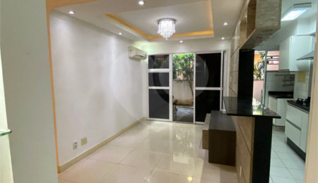 Apartamento à venda com 3 quartos, sendo 1 suíte,  em Campo Grande, Rio de Janeiro, RJ