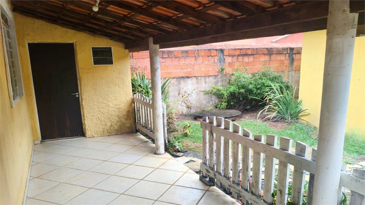 Chácara à venda com 4 quartos, sendo 1 suíte,  em Vale San Fernando, Itapetininga, SP