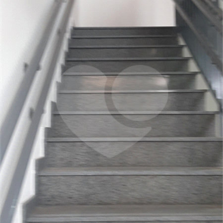 Casa à venda com 2 quartos, sendo 1 suíte, no condomínio Residencial Sanches, São Paulo - SP