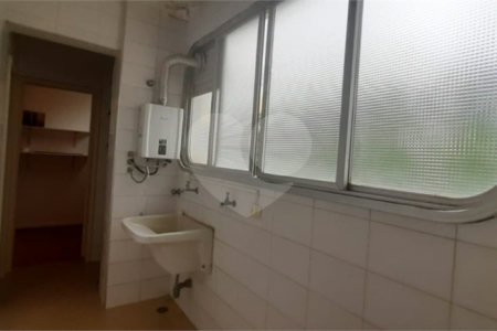 Apartamento para alugar com 3 quartos, sendo 1 suíte,  em Jardim Marajoara, São Paulo, SP