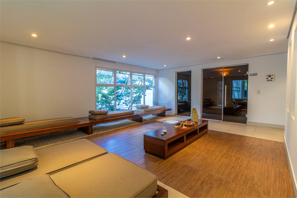 Apartamento à venda ou para alugar com 1 suíte em Chácara Klabin, São Paulo, SP