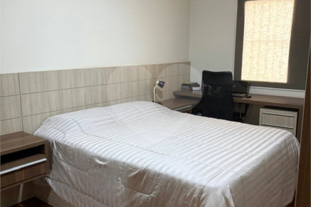 Sobrado à venda com 3 quartos em Água Fria, São Paulo, SP