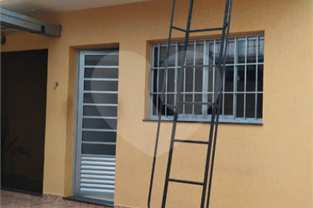 Casa à venda com 4 quartos, sendo 1 suíte,  em Vila Mogilar, Mogi das Cruzes, SP
