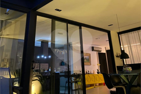 Casa à venda com 4 suítes no condomínio Villas do Golfe, Itu - SP