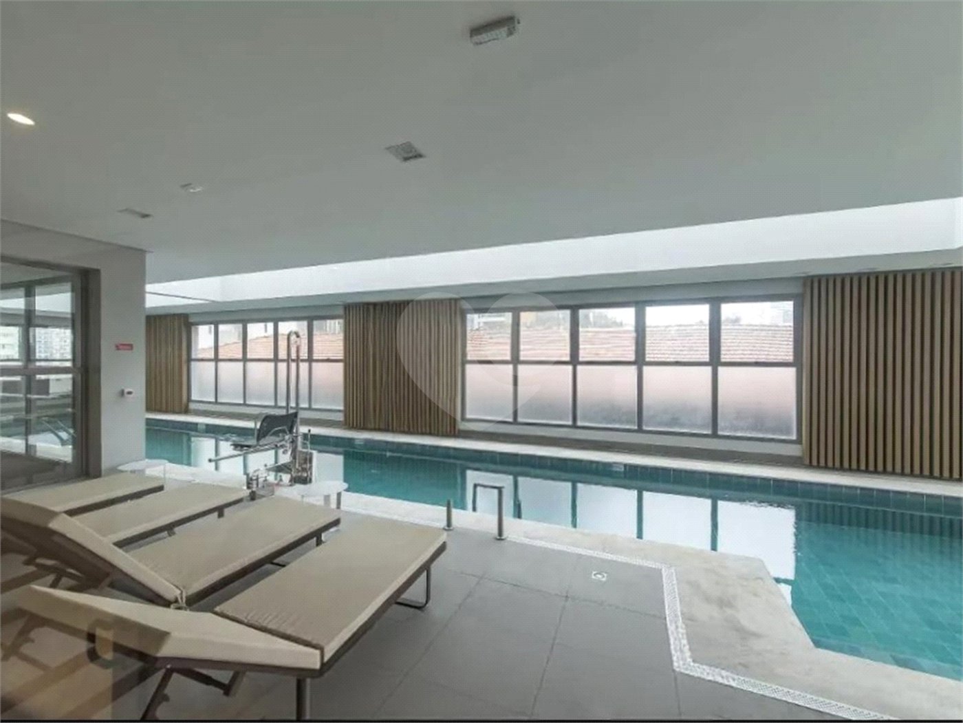Apartamento à venda com 2 suítes em Campo Belo, São Paulo, SP