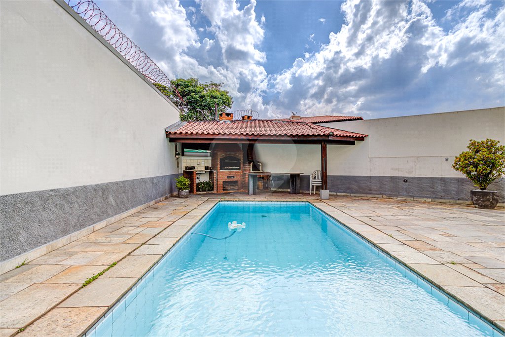 Casa à venda com 3 suítes em Morumbi, São Paulo, SP