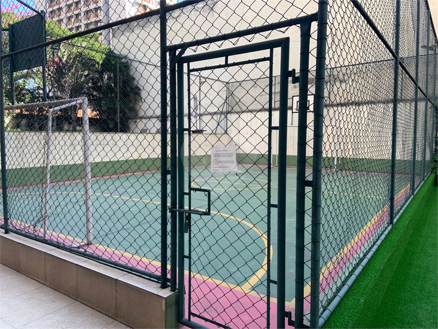 Apartamento à venda com 4 quartos, sendo 3 suítes,  em Pinheiros, São Paulo, SP