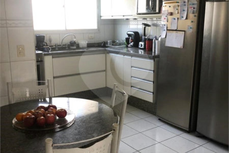 Apartamento à venda com 3 suítes em Alto da Boa Vista, São Paulo, SP