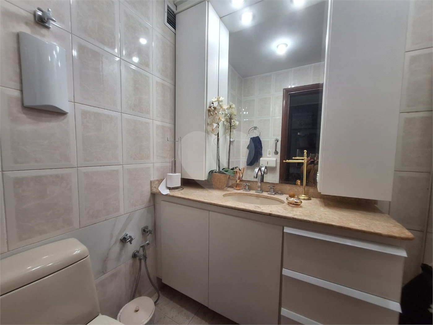 Apartamento à venda com 3 quartos, sendo 1 suíte,  em Vila Isabel, Rio de Janeiro, RJ