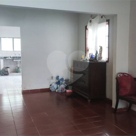 Casa à venda com 3 quartos em Vila Piedade, Itapetininga, SP
