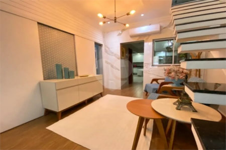 Casa de Vila à venda com 3 quartos, sendo 1 suíte,  em Tijuca, Rio de Janeiro, RJ