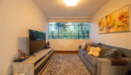 Casa à venda com 3 quartos, sendo 1 suíte,  em Alto da Boa Vista, São Paulo, SP