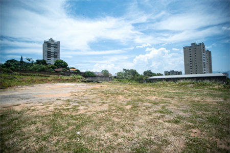 Área de Terra à venda em Jardim Paulista, Taubaté, SP
