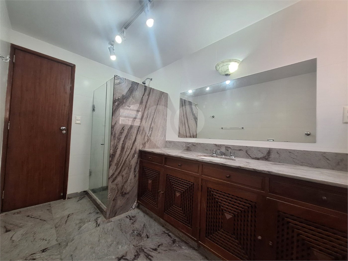Apartamento à venda com 3 quartos, sendo 1 suíte, em Tijuca, Rio de Janeiro, RJ