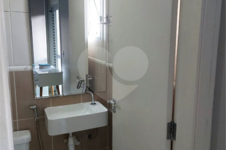 Casa à venda com 2 suítes no condomínio Villa Dell Victor, São Paulo - SP