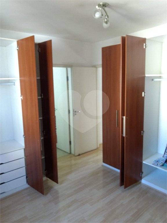 Casa à venda com 3 quartos, sendo 1 suíte,  no condomínio Villaggio DI Firenze, São Paulo - SP