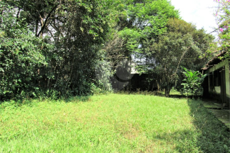 Terreno à venda com 1 quarto, sendo 3 suítes, em Granja Julieta, São Paulo, SP
