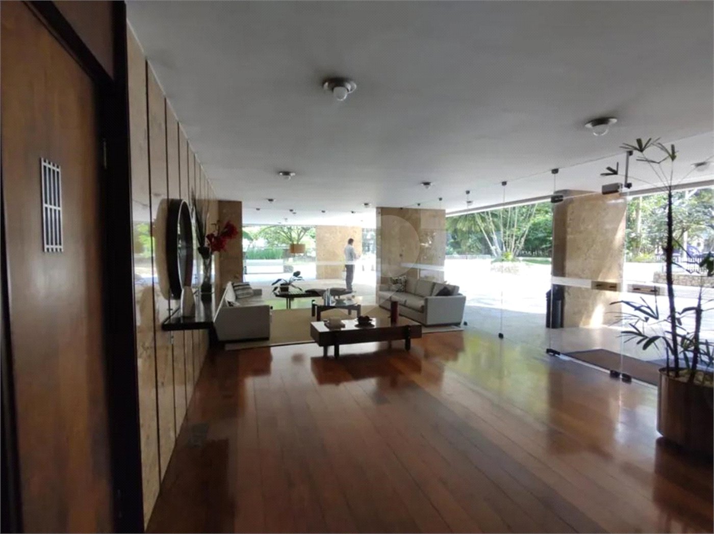 Apartamento à venda com 4 quartos, sendo 1 suíte, em Brooklin Paulista, São Paulo, SP