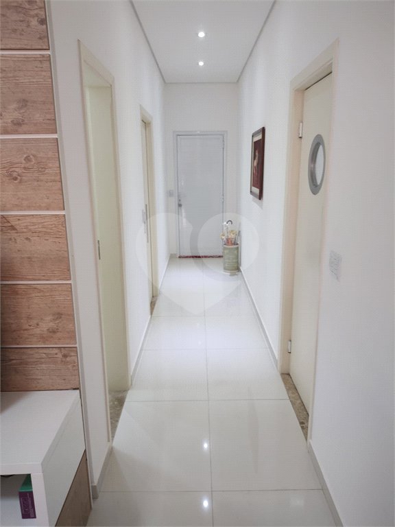 Casa à venda com 3 suítes no condomínio Estância Marambaia, Vinhedo - SP