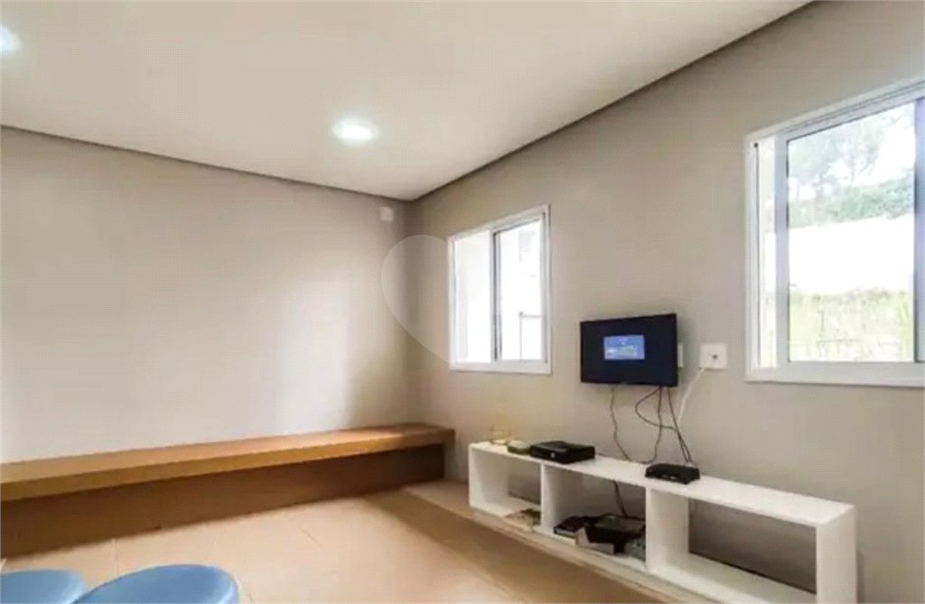 Apartamento à venda com 3 quartos, sendo 1 suíte, em Parque Reboucas, São Paulo, SP