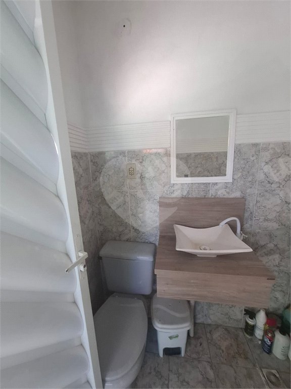 Casa à venda ou para alugar com 2 quartos, sendo 1 suíte, no condomínio Sem Nome Estrada Guandu do Sapê 1444, Rio de Janeiro - RJ