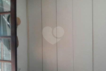 Sobrado à venda com 2 quartos, sendo 1 suíte,  em Vila Paulicéia, São Paulo, SP