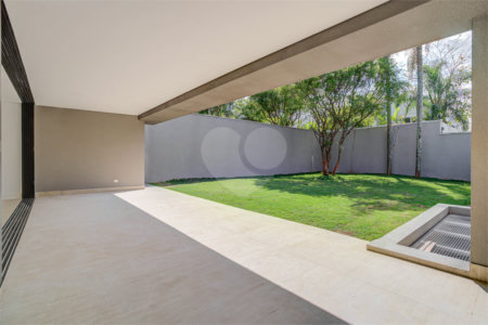 Casa à venda com 4 suítes no condomínio Hípica Max Garden, São Paulo - SP