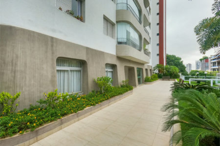 Apartamento à venda com 3 quartos, sendo 1 suíte,  em Vila Madalena, São Paulo, SP