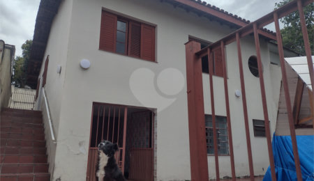 Casa Térrea à venda com 5 quartos, sendo 2 suítes, em Vila Mazzei, São Paulo, SP