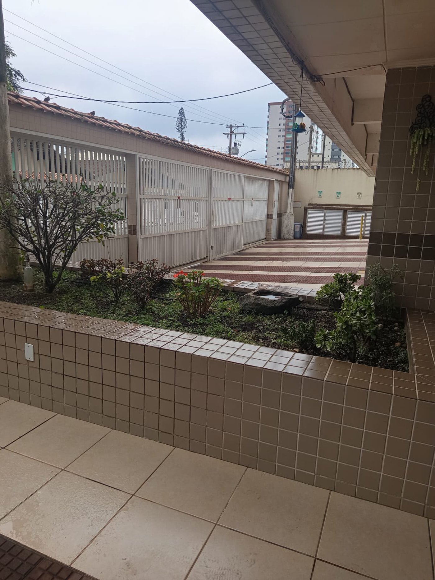 250M Praia só 265k!!!