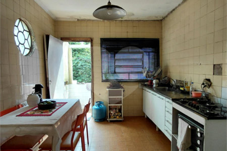Casa á venda - Metrô Jabaquara!