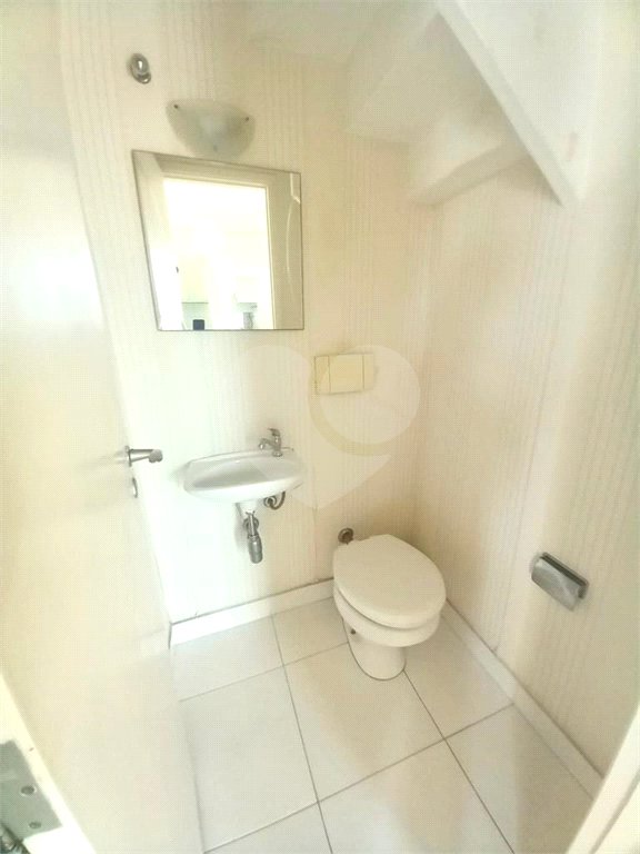 Apartamento duplex mobiliado para alugar em Moema de 74 metros quadrados 2 suítes 2 vagas lazer comp