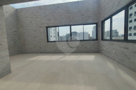 Cobertura à venda com 3 suítes em Vila Nova Conceição, São Paulo, SP