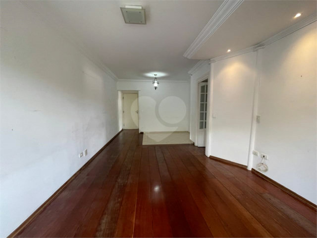 Apartamento à venda ou para alugar com 3 quartos, sendo 1 suíte,  em Alto da Boa Vista, São Paulo, SP