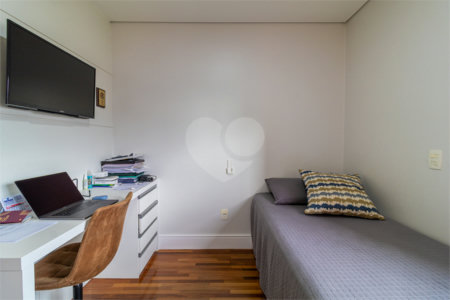 Apartamento à venda com 4 suítes em Alto da Boa Vista, São Paulo, SP