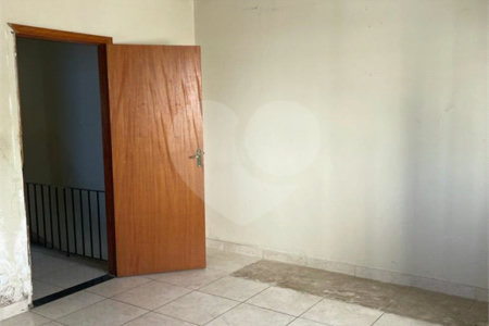Sobrado à venda com 3 quartos em Vila Olímpia, São Paulo, SP