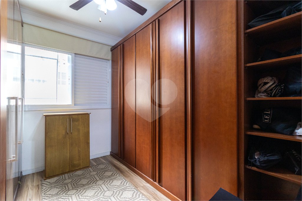 Casa à venda com 3 quartos, sendo 1 suíte, no condomínio Orquideas, São Paulo - SP