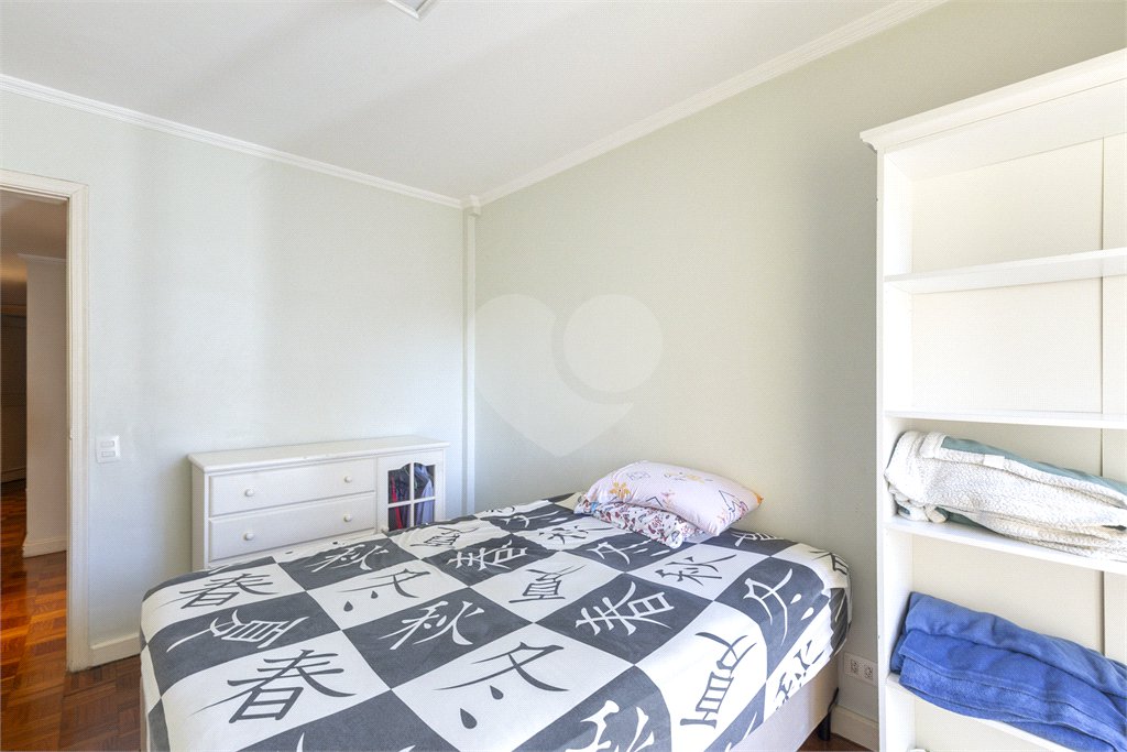Apartamento à venda com 4 quartos, sendo 2 suítes, em Indianópolis, São Paulo, SP