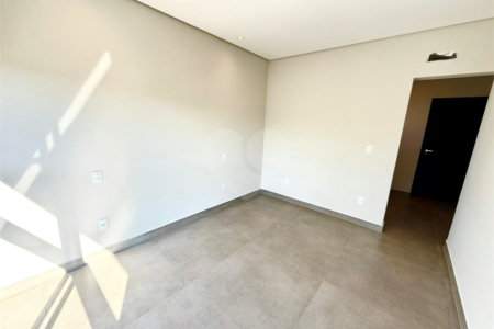 Casa à venda com 3 suítes no condomínio Villa Sapezal, Indaiatuba - SP