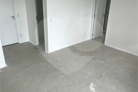 Apartamento à venda com 3 quartos, sendo 1 suíte, em Alto da Boa Vista, São Paulo, SP