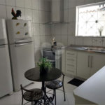Casa à venda com 4 quartos, sendo 2 suítes, em Vila Petrópolis, Atibaia, SP