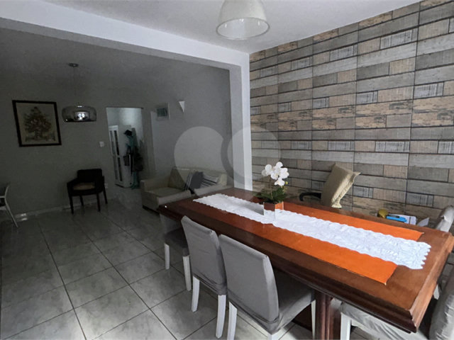 Sobrado à venda com 3 quartos em Santana, São Paulo, SP