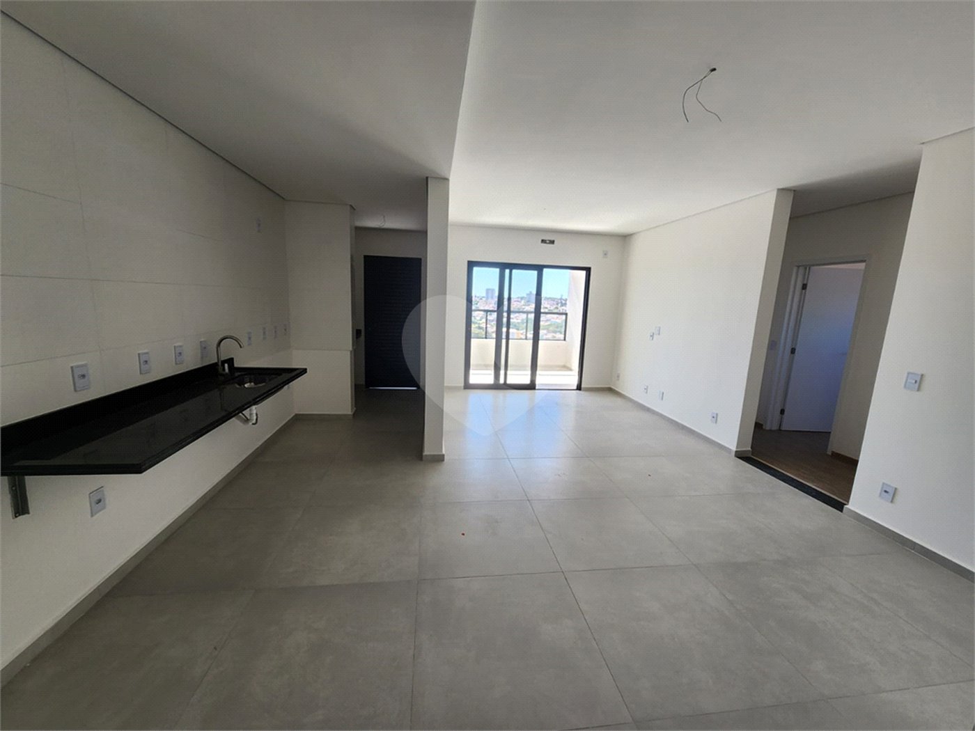 Apartamento à venda ou para alugar com 3 suítes em Vila Lucy, Sorocaba, SP