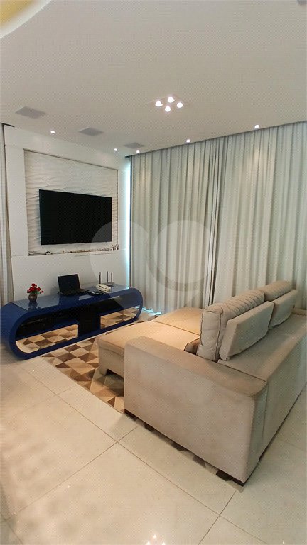 Casa à venda com 3 suítes no condomínio Figueira Garden, Atibaia - SP