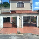 Casa à venda com 4 quartos em Santíssimo, Rio de Janeiro, RJ