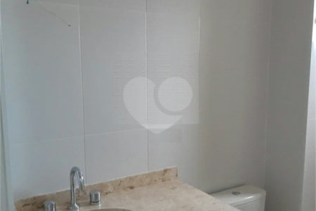 Apartamento à venda com 3 quartos, sendo 1 suíte, em Vila Paulicéia, São Paulo, SP